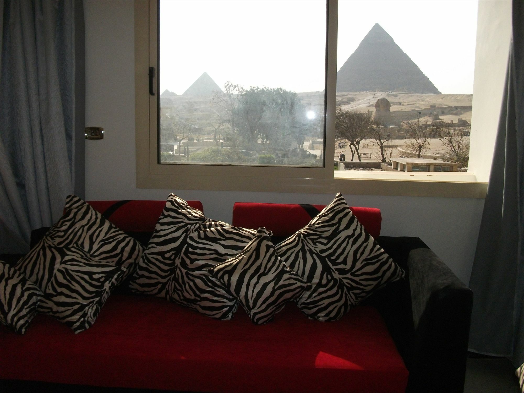 Pyramids View Inn Кайро Стая снимка